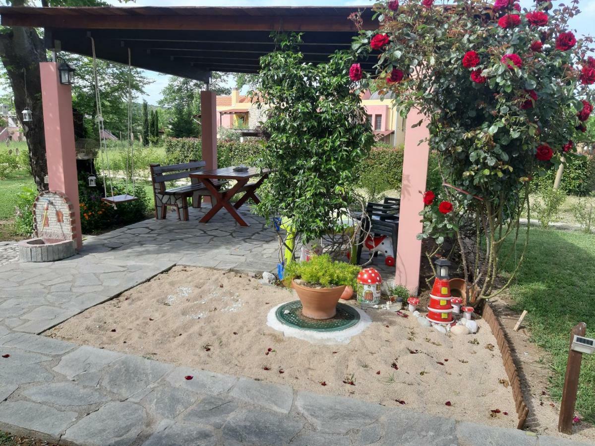 Evgenia Maisonette Ierissos Exterior foto