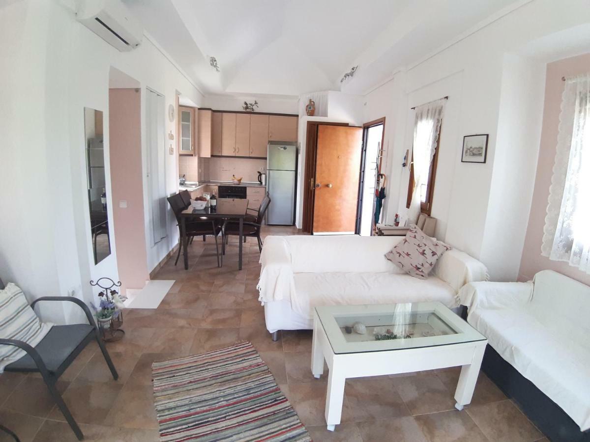 Evgenia Maisonette Ierissos Exterior foto